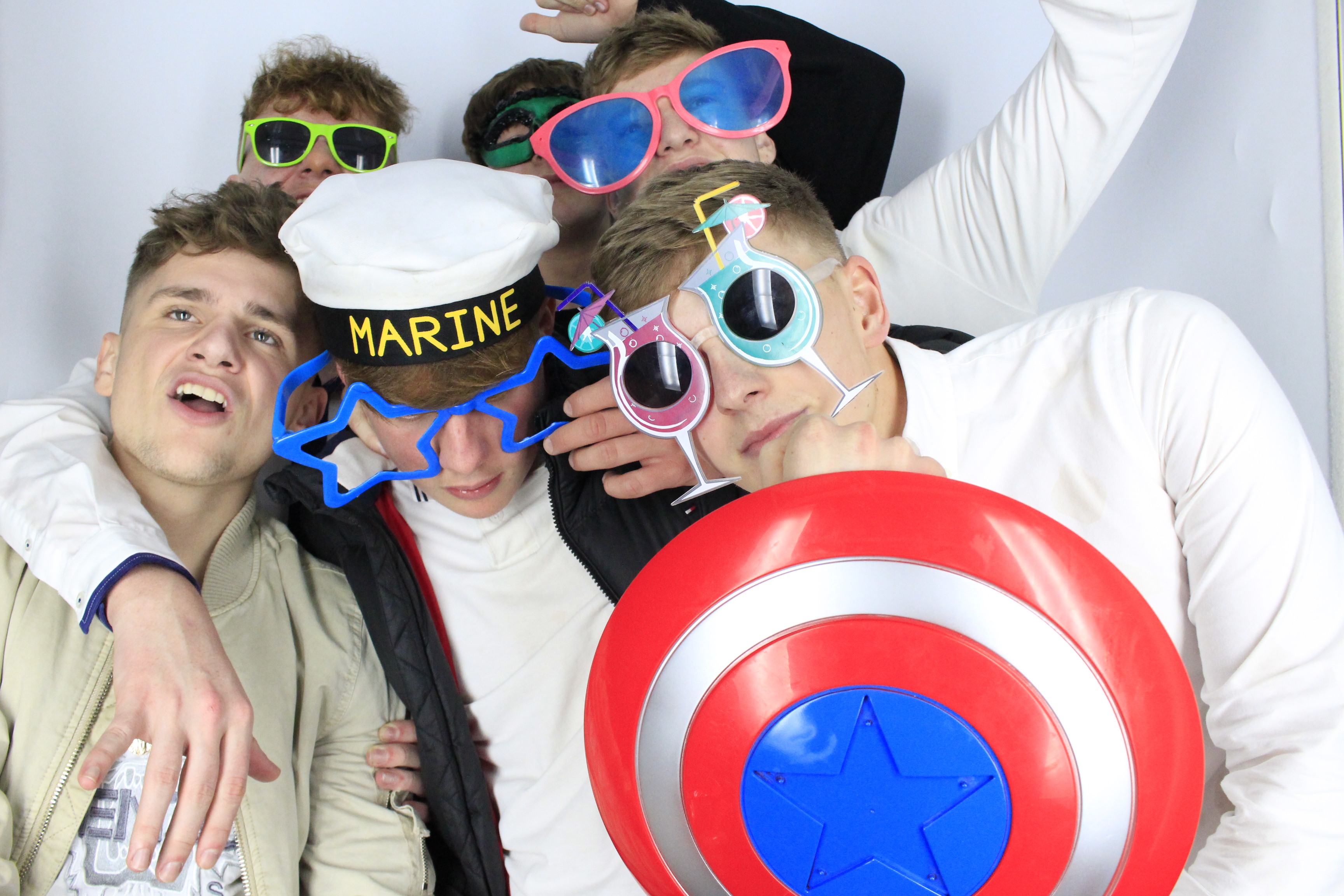Issy & Alice's 18th Birthday Party | View more photos from the event at gallery.myphotoboothexperience.co.uk/u/MyPhotoBoothExperienceLtd/Issy-Alices-18th-Birthday-Party